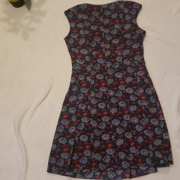 Brooks Brothers floral dress size 6p - Picture 2 of 5